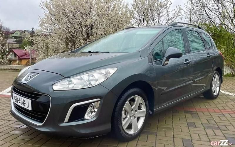 Utilizat 2012 Peugeot 208 Hatchback | 3.350 EUR - Imagine 1/4