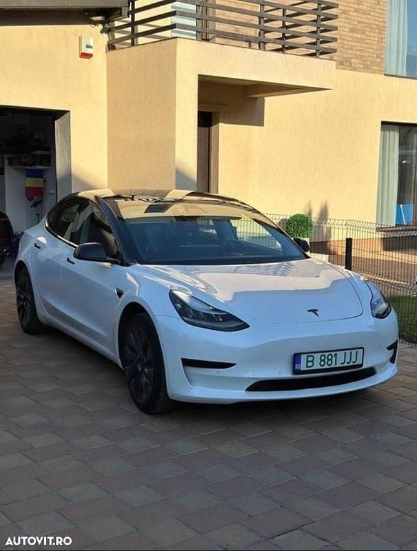 Alb Utilizat 2020 Tesla Model 3 Berlinǎ | 20.499 EUR (Preț bun) - Imagine 1/4
