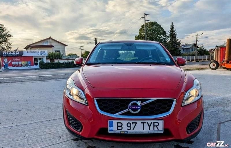 Utilizat 2010 Volvo C30 Hatchback | 3.900 EUR - Imagine 1/4