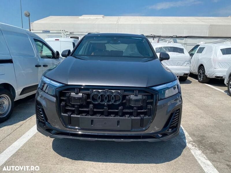 Gri Utilizat 2024 Audi Q7 Comfort SUV | 72.346 EUR - Imagine 1/4