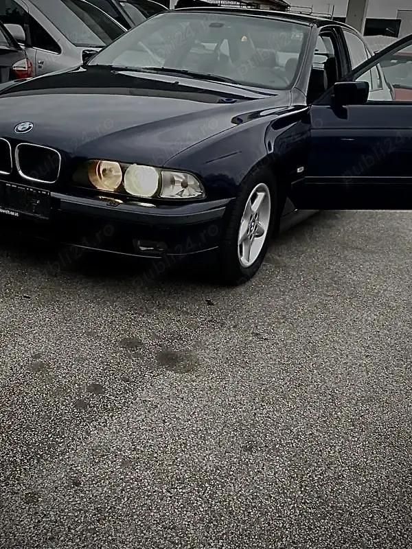 Utilizat 2001 BMW 530 Berlinǎ | 3.500 EUR - Imagine 1/4
