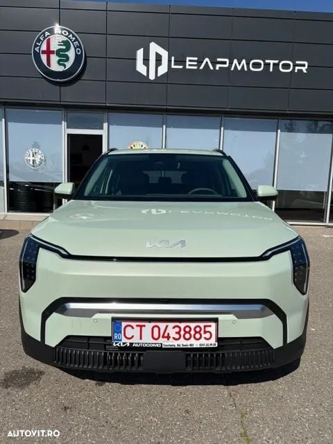 Verde Nouă 2024 Kia EV3 SUV | 31.999 EUR - Imagine 1/4