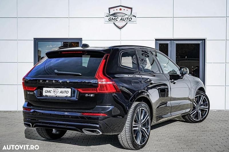 Second-hand Volvo XC60 R-Design 197 CP (144 kW) 2019 Culoarenegru SUV