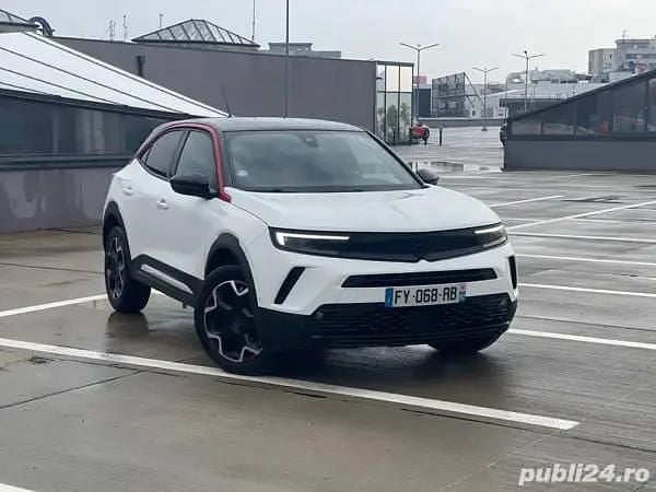 Alb Utilizat 2021 Opel Mokka SUV | 13.999 EUR (Preț bun) - Imagine 1/4