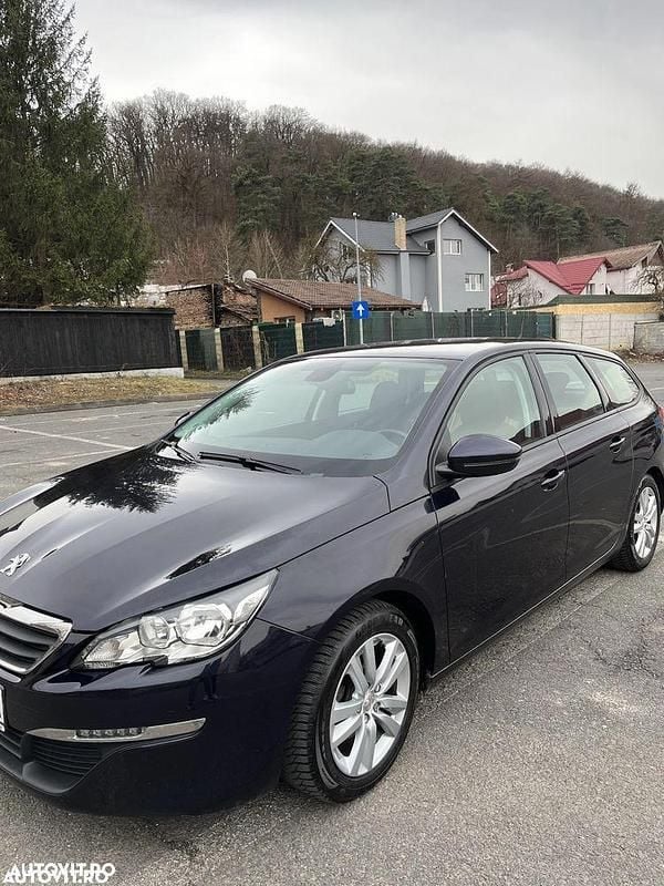 Culoarealbastru Utilizat 2015 Peugeot 308 Active Break | 7.000 EUR (Preț OK) - Imagine 1/4