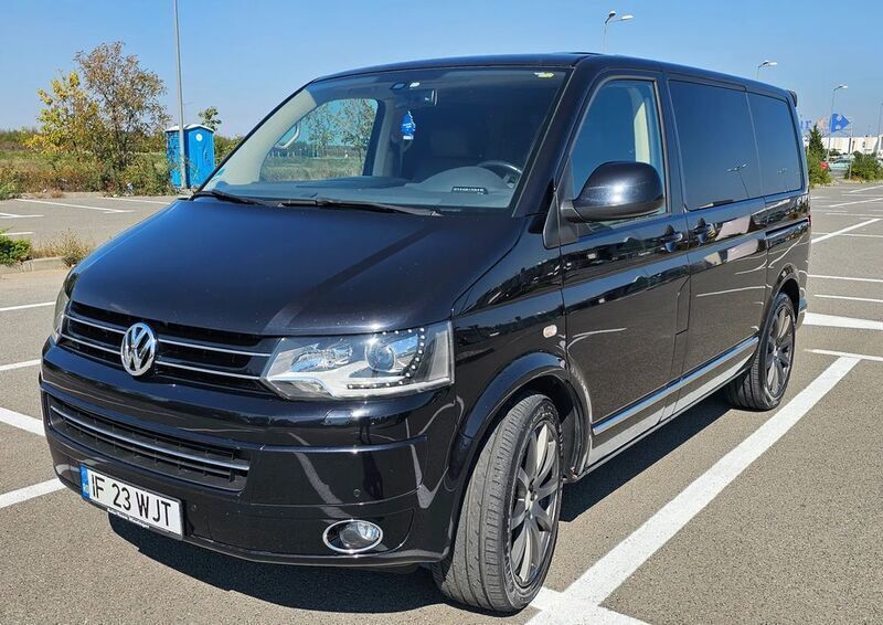 Negru Utilizat 2013 VW Multivan Monovolum | 22.900 EUR (Preț OK) - Imagine 1/4