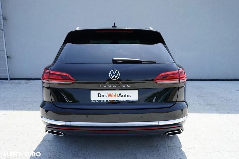 Second-hand VW Touareg Elegance 286 CP (210 kW) 2023 Negru SUV