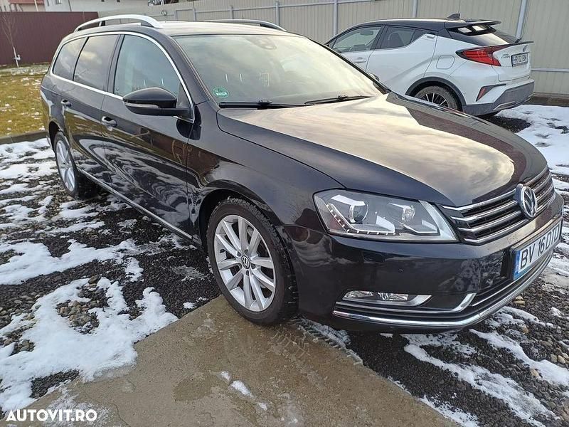 Culoarenegru Utilizat 2012 VW Passat Highline Break | 7.990 EUR (Preț OK) - Imagine 1/4