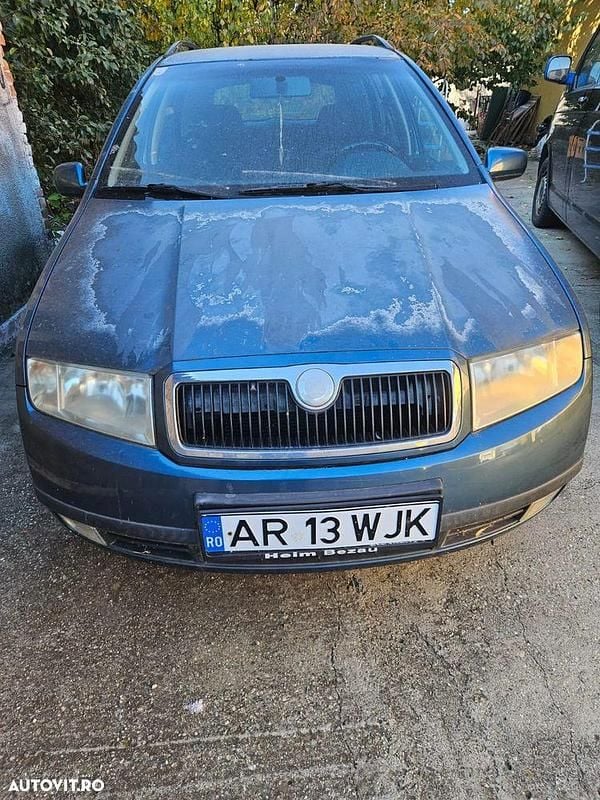 Culoareverde Utilizat 2004 Skoda Fabia Classic Hatchback | 750 EUR (Preț bun) - Imagine 1/4