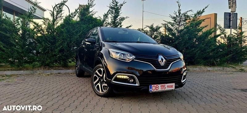 Culoarenegru Utilizat 2016 Renault Captur SUV | 7.499 EUR (Preț OK) - Imagine 1/4