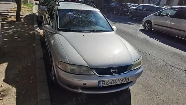 Utilizat 2001 Opel Vectra Hatchback | 5.000 EUR - Imagine 1/4