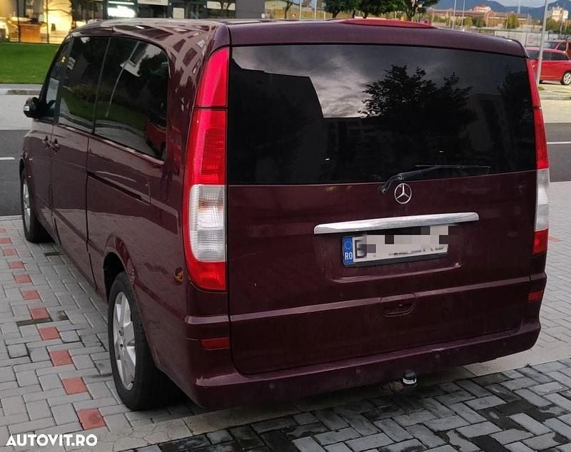 Second-hand Mercedes Viano 150 CP (110 kW) 2006 Culoarerosu Monovolum