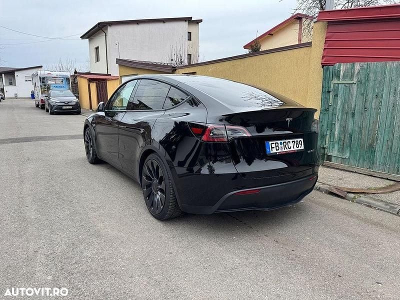 Second-hand Tesla Model Y Performance 392 kW (534 CP) 2023 Culoarenegru SUV