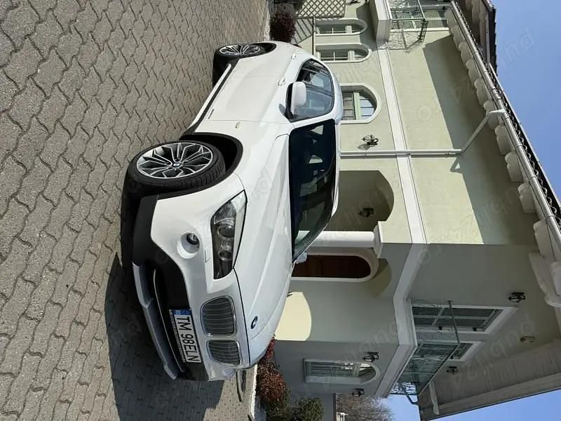 Utilizat 2010 BMW X1 SUV | 7.950 EUR (Puțin scump) - Imagine 1/4