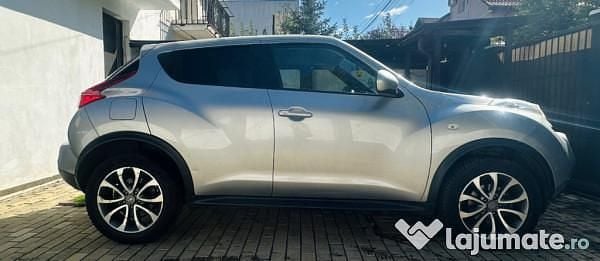Gri Utilizat 2013 Nissan Juke SUV | 5.700 EUR (Preț bun) - Imagine 1/4