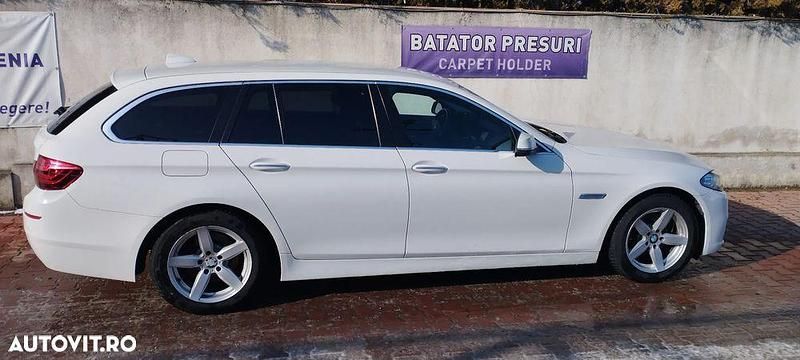 Second-hand BMW 520 190 CP (139 kW) 2015 Culoarealb Berlinǎ