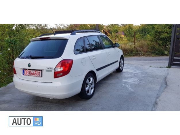 Alb Utilizat 2011 Skoda Fabia Break | 4.150 EUR (Puțin scump) - Imagine 1/4