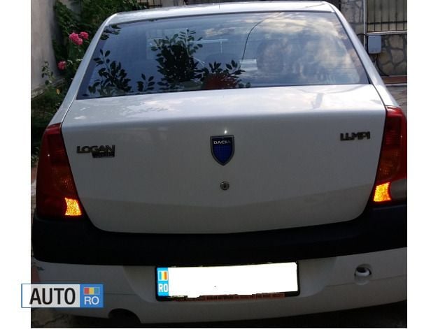 Alb Utilizat 2006 Dacia Logan Berlinǎ | 2.100 EUR (Preț OK) - Imagine 1/4