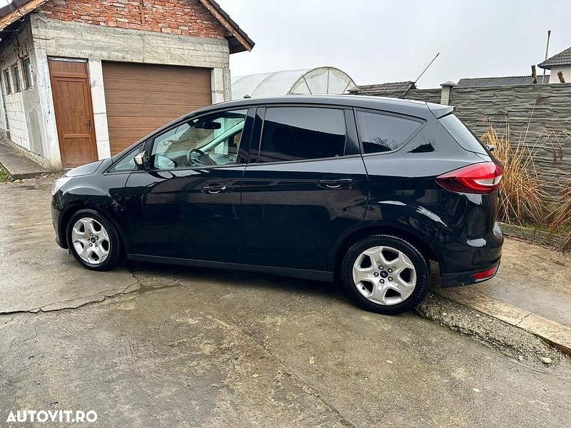 Second-hand Ford C-MAX Business Edition 120 CP (88 kW) 2016 Culoarenegru Monovolum