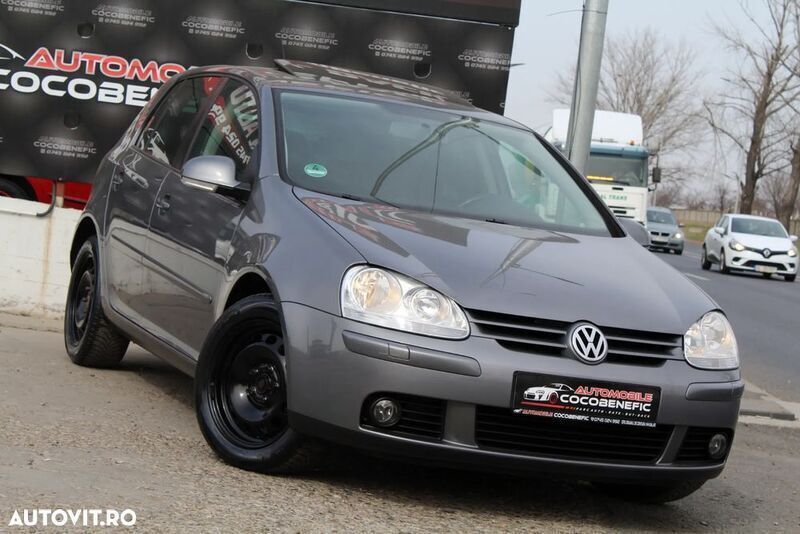 Gri Utilizat 2007 VW Golf V Hatchback | 3.290 EUR (Preț OK) - Imagine 1/4