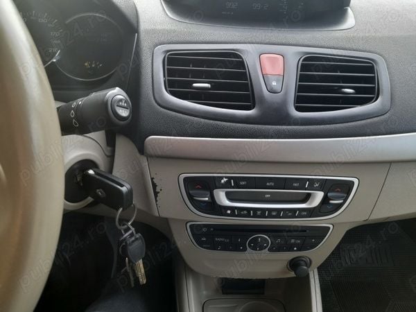 Second-hand Renault Fluence 85 CP (62 kW) 2011 Berlinǎ