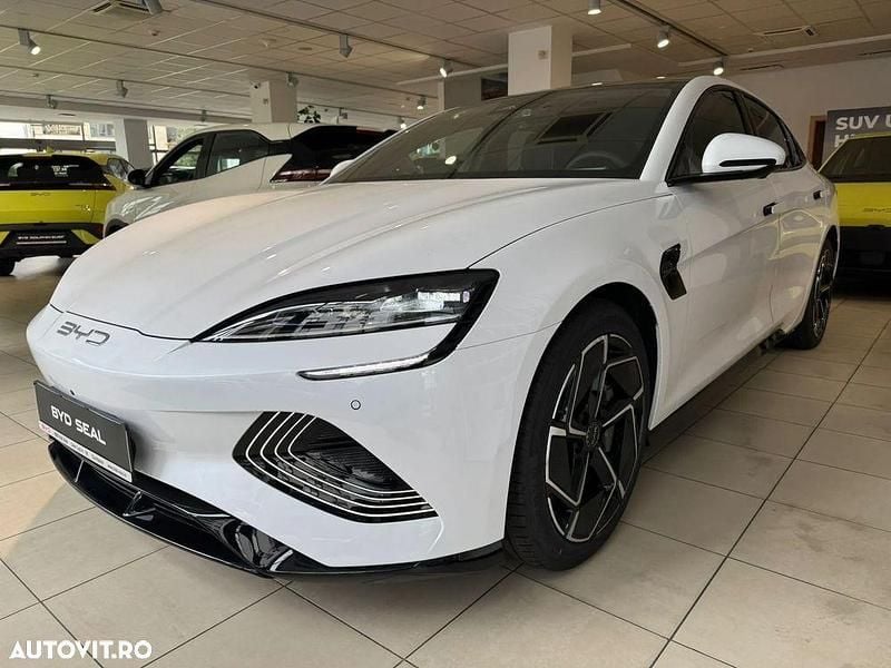 Culoarealb Nouă 2025 BYD Seal Design Berlinǎ | 46.900 EUR - Imagine 1/4