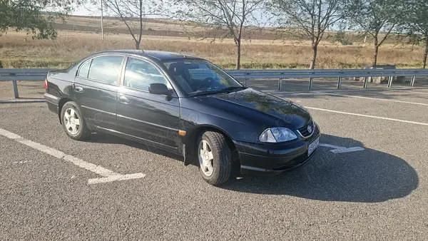 Negru Utilizat 2002 Toyota Avensis Berlinǎ | 1.600 EUR - Imagine 1/4