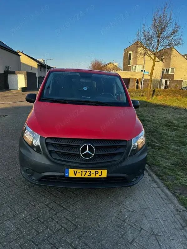 Utilizat 2018 Mercedes Vito Monovolum | 12.450 EUR (Preț bun) - Imagine 1/4