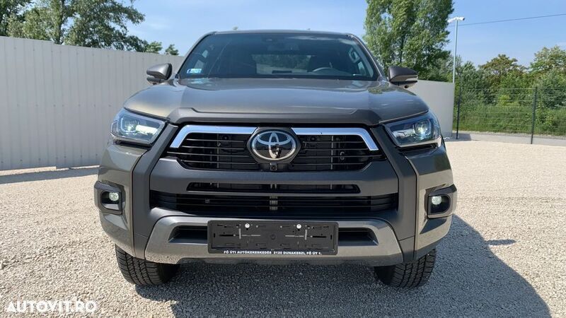 Nouă Toyota HiLux Edition 204 CP (150 kW) 2025 Verde Pickup