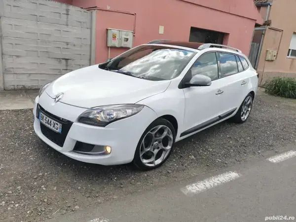 Utilizat 2011 Renault Mégane GrandTour R.S. Break | 4.999 EUR - Imagine 1/4