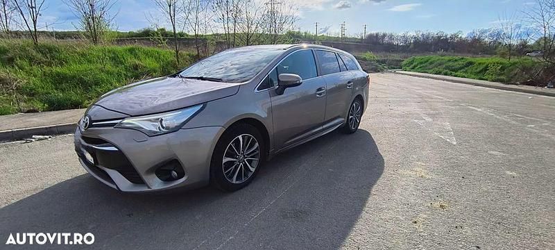 Maro Utilizat 2016 Toyota Avensis Break | 9.200 EUR (Preț OK) - Imagine 1/4
