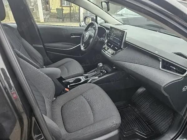 Second-hand Toyota Corolla Hybrid 72 CP (52 kW) 2021 Berlinǎ