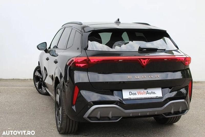 Second-hand Cupra Terramar 150 CP (110 kW) 2025 Culoarenegru SUV