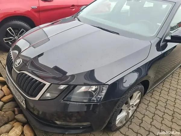 Utilizat 2019 Skoda Octavia Hatchback | 11.000 EUR (Preț bun) - Imagine 1/4