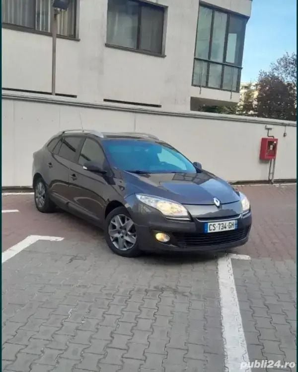 Utilizat 2013 Renault Mégane III Hatchback | 4.750 EUR (Preț OK) - Imagine 1/4