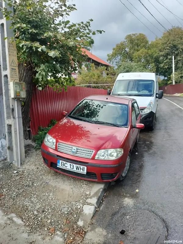 Utilizat 2008 Fiat Punto Hatchback | 850 EUR - Imagine 1/4