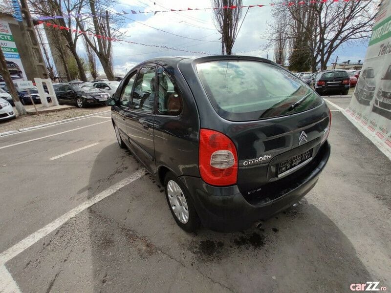 Second-hand Citroën Xsara Picasso 90 CP (66 kW) 2004 Bej Monovolum