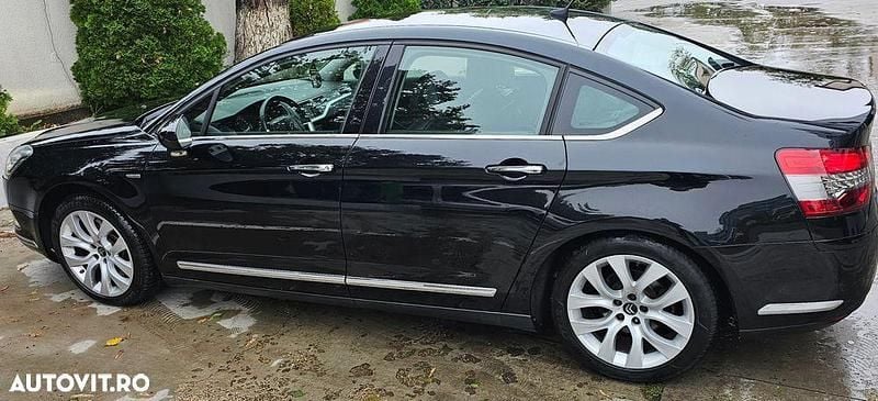 Second-hand Kia Optima Edition 7 136 CP (100 kW) 2012 Culoarenegru Berlinǎ