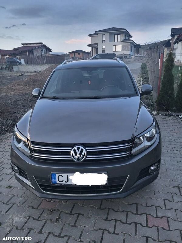 Gri Utilizat 2014 VW Tiguan SUV | 11.700 EUR (Super Preț) - Imagine 1/4