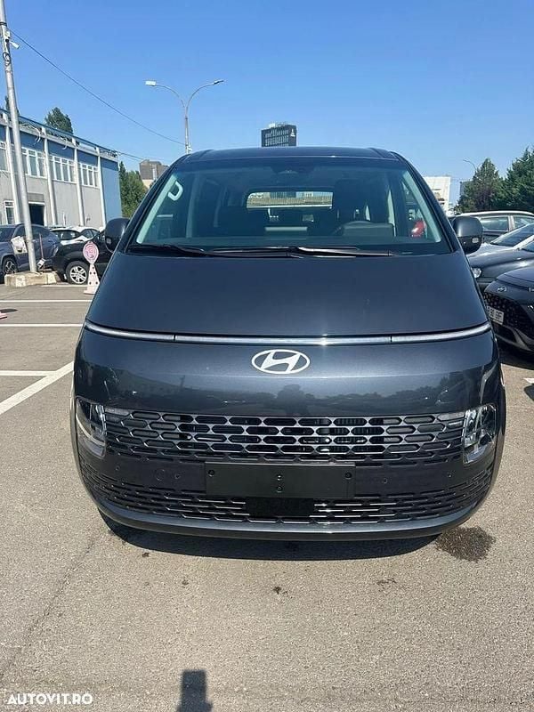 Culoareargint Nouă 2025 Hyundai Staria Premium Van | 42.480 EUR - Imagine 1/4