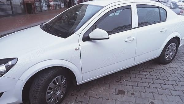 Utilizat 2012 Opel Astra Berlinǎ | 3.550 EUR (Preț bun) - Imagine 1/4