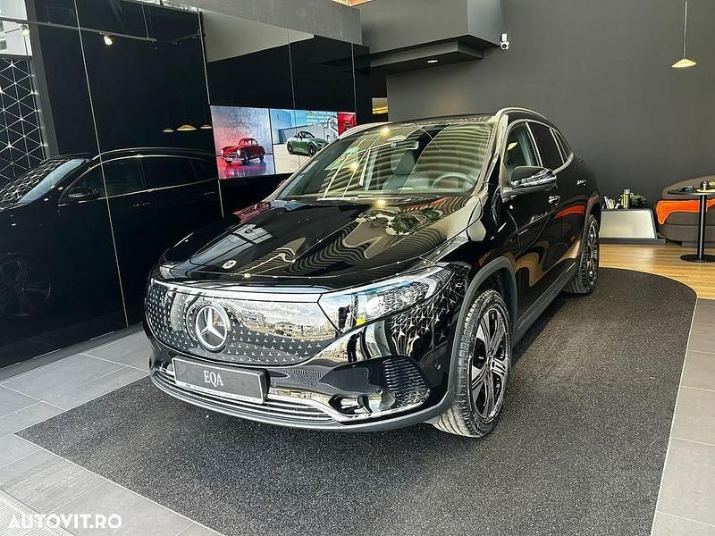 Second-hand Mercedes EQA300 167 kW (228 CP) 2025 Negru SUV