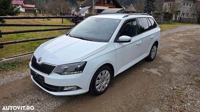 Culoarealb Second-hand 2015 Skoda Fabia Break | 5.250 EUR (Scump) - Imagine 1/4