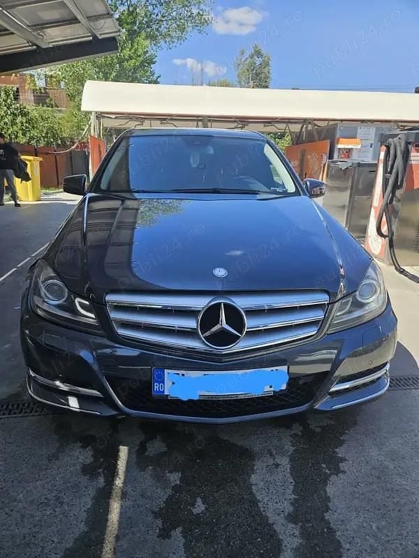 Second-hand Mercedes C220 125 CP (91 kW) 2012 Berlinǎ