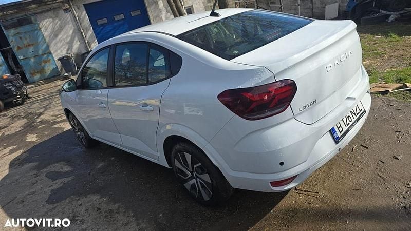 Nouă Dacia Logan Expression 90 CP (66 kW) 2025 Culoarealb Berlinǎ