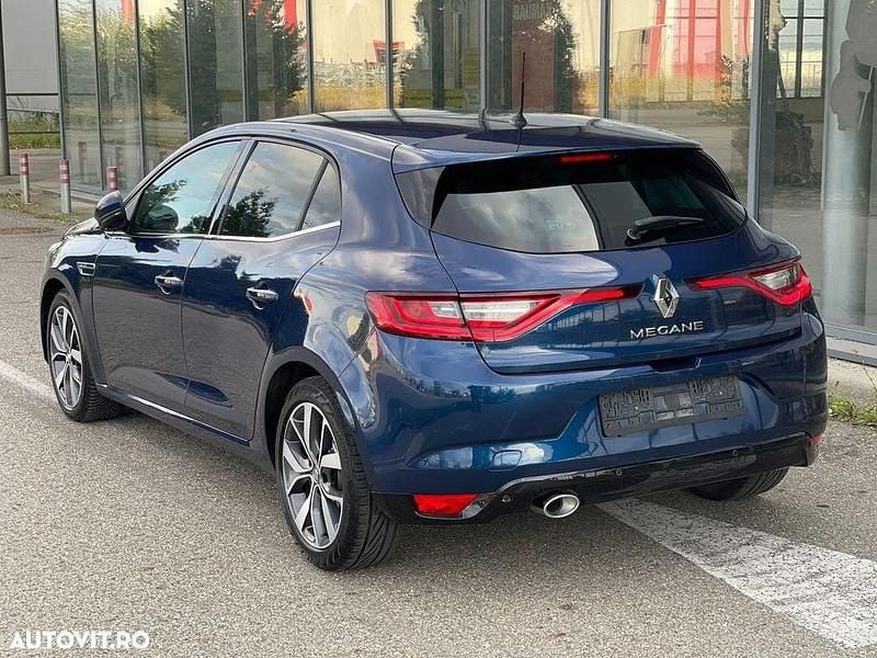 Second-hand Renault Mégane IV Bose Edition 110 CP (80 kW) 2017 Culoarealbastru Hatchback