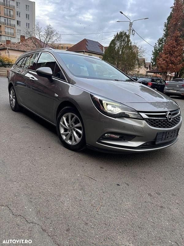 Culoaremaro Utilizat 2017 Opel Astra Active Break | 6.700 EUR (Preț OK) - Imagine 1/4