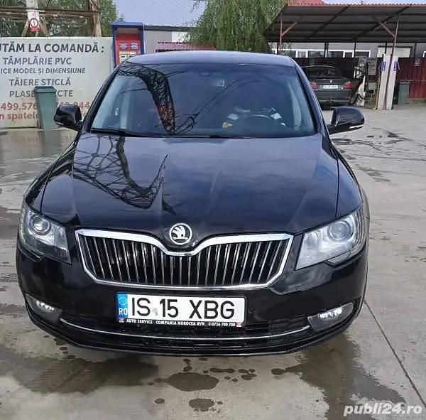 Negru Utilizat 2014 Skoda Superb Berlinǎ | 9.500 EUR (Preț OK) - Imagine 1/4