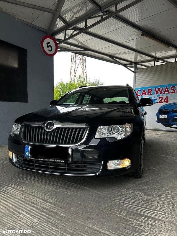 Second-hand Skoda Superb Elegance 160 CP (117 kW) 2011 Culoarenegru Break