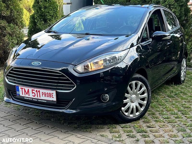 Second-hand Ford Fiesta Titanium 60 CP (44 kW) 2014 Culoarenegru Hatchback